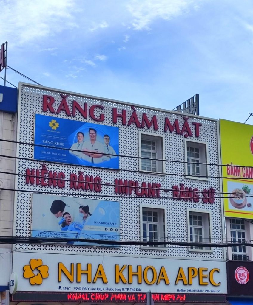 Biển nha khoa ký tự